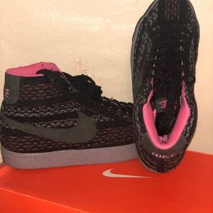 Women’s Blazer Mid Premium